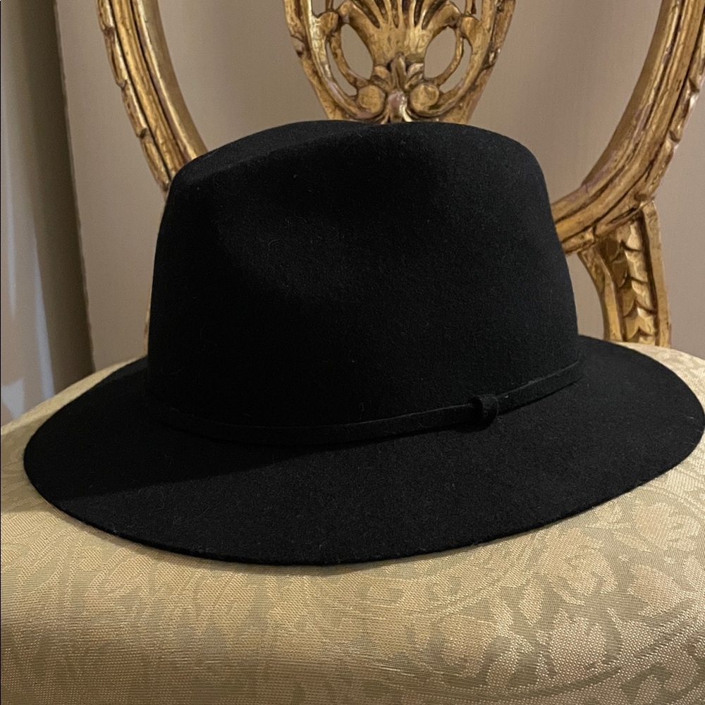 J. Crew Black Wool Hat. Size M/L - Picture 2 of 10